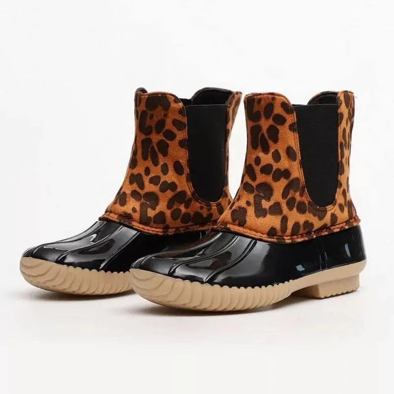 11120   Lace-Up & Slip-On Duck Boots