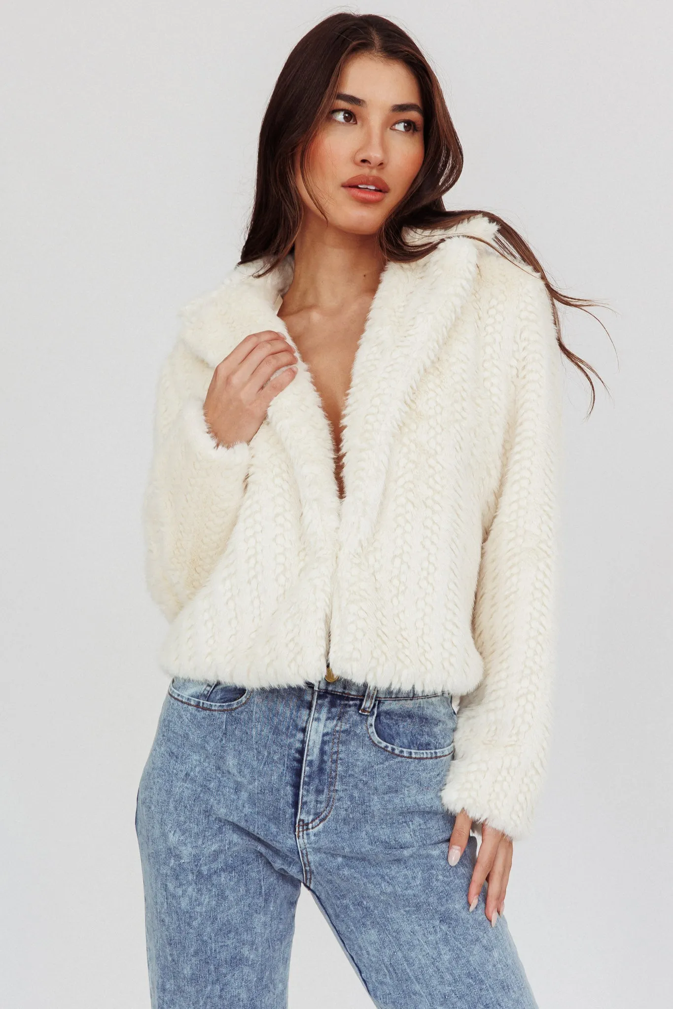 Savelle Notch Lapel Faux Fur Jacket Cream