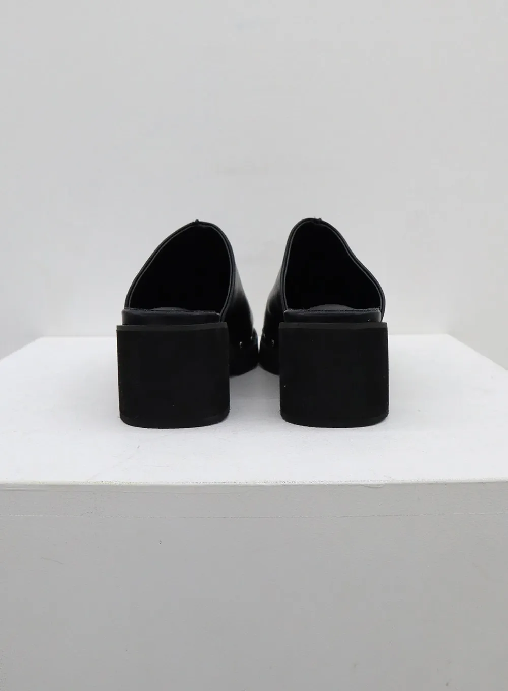 Squared Heel Clogs CG05
